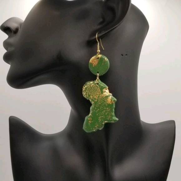 Earth Green Africa Earrings - Picture 2 of 4